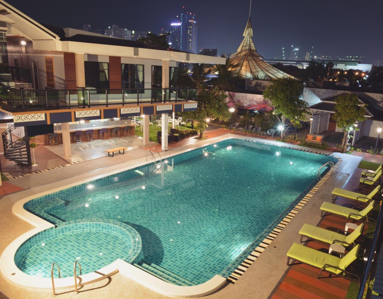Hotel The Tamnan & Pattaya